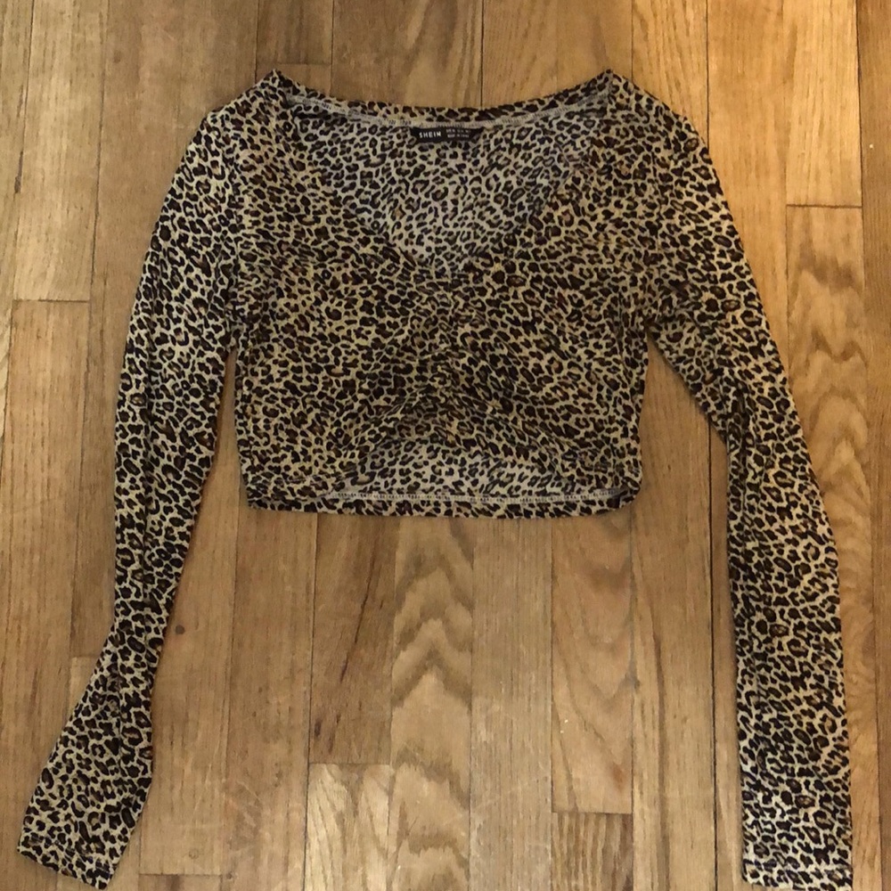 Leopard crop top